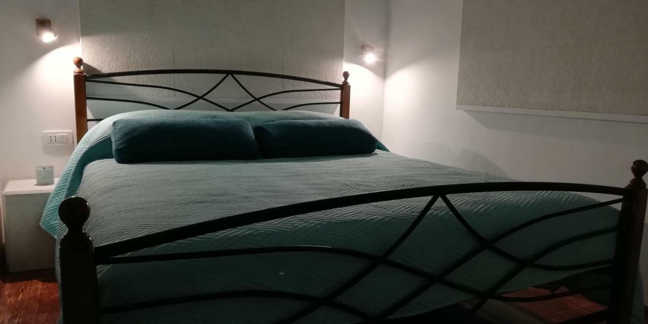 Ibis Your Cosy Oasis With Private Parking And Patio Split Exterior photo